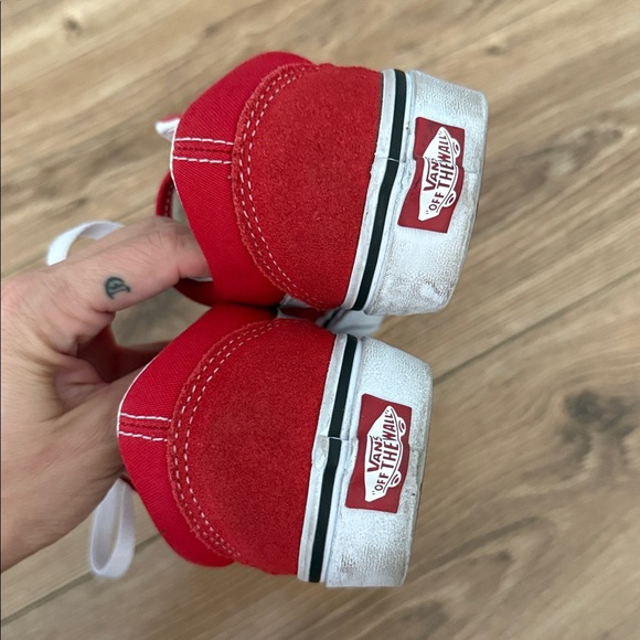 Vans Classic Red - Picture 3 of 6